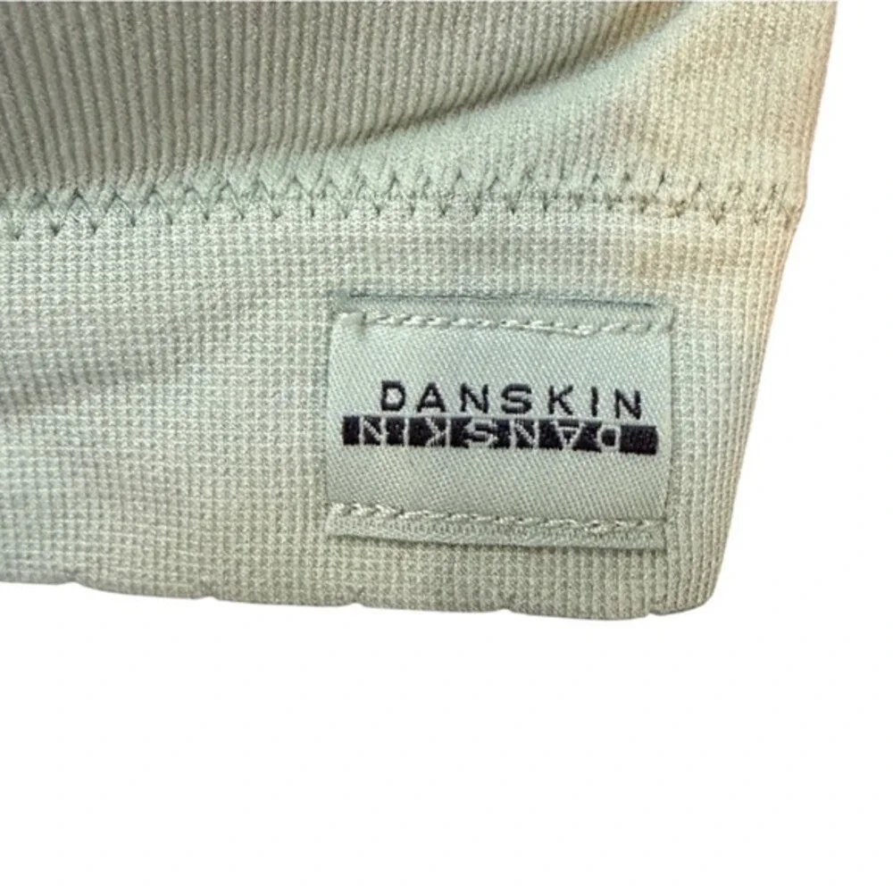 EUC Danskin Intimates Sage Green‎ Ribbed Seamless Bralette - Size M